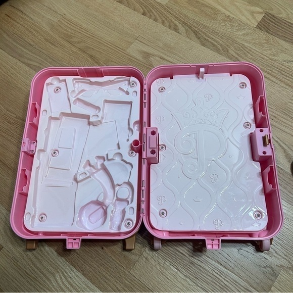 Disney Princess Plastic Suitcase Storage Wheels Pink Kids - Picture 7 of 9